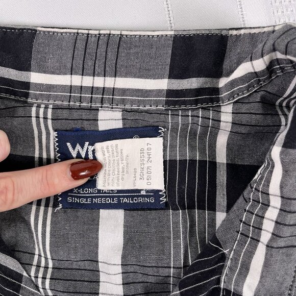 VTG Wrangler Cowboy Cut XL 19 x 35 Western Pearl Snap Shirt Black Gray Plaid - Picture 7 of 8